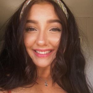 Meet your Posher, Chanelle